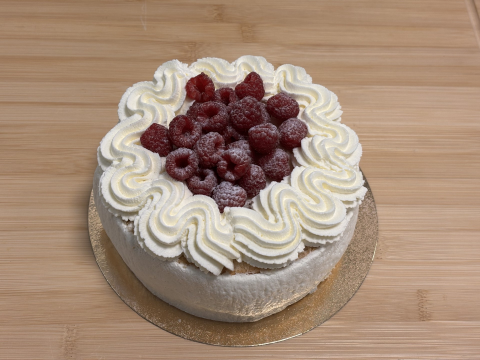 Bild på Gräddtårta Hallon