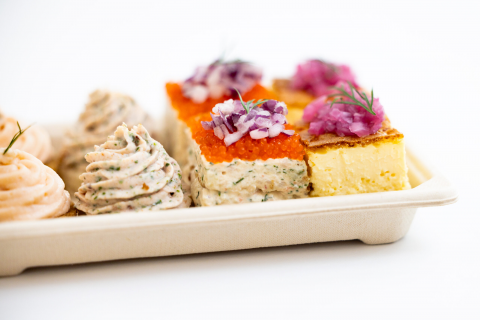 Bild på Ask med kanapéer